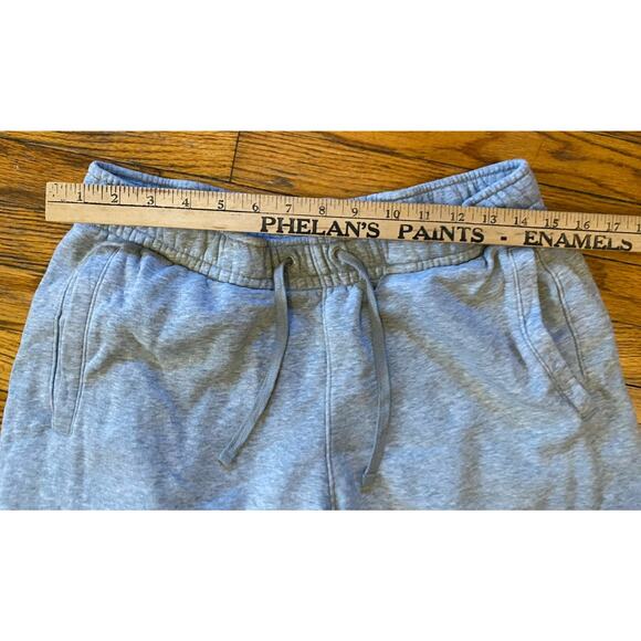 VTG Nike Big Swoosh Sweat Shorts Pockets Men’s Medium Gray Drawstring Pull On - Picture 6 of 7